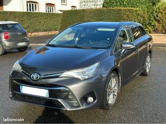toyota avensis 2.0 d4d 143ch touring sport