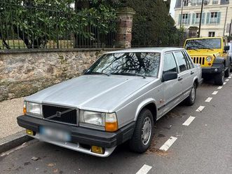 volvo 740 essence — état rare — superbe sellerie — pour connaisseur — vente à regret