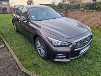 infiniti q50 2.2d premium exectutive 7at