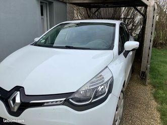 renault clio deux places ( commercial )