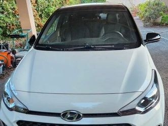 hyundai i20 5 portes phase 2 - comme neuve