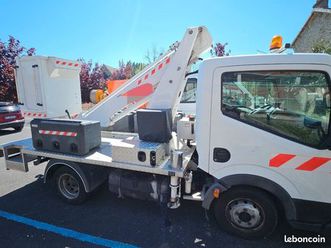 nissan cabstar nacelle comilev 12m