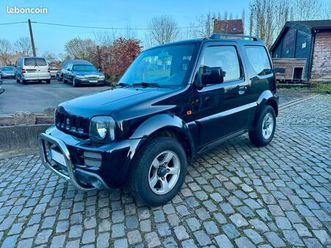jimny 4 pl 1.3 ess attache remorque, 105000 km certifié depuis neuf