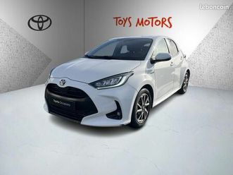 toyota yaris hybride 116h design