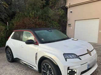 renault r5 ii e-tech electrique 120 autonomie urbaine iconic cinq 40 kwh