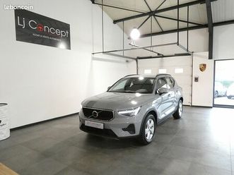volvo xc40 b3 163 ch essential dct7 - 1°main - origine france - 31'290 km - tva - suivi complet volvo - keyless start - apple carplay - acc - full led - jantes 