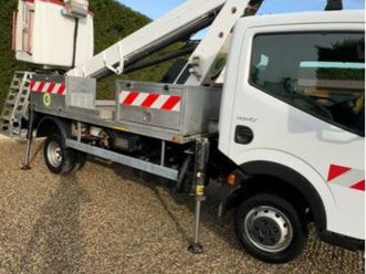 nacelle renault maxity