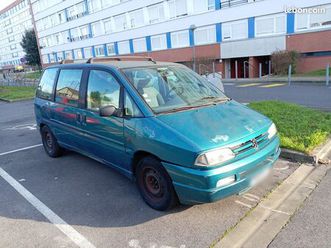 806 en état peu de kilométrage