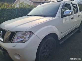 nissan navarra