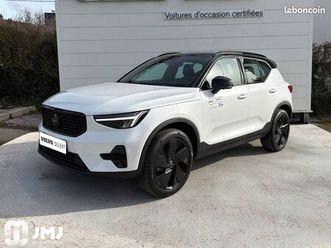 volvo xc40 b3 163 ch dct7 black edition