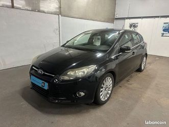 ford focus 1.0 ecoboost 100chtitanium uniquement a professionnel de l'automobile