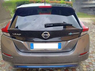 leaf ii 2018 acenta 40kwh 150cv