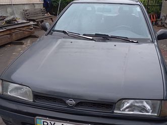 nissan sunny 1993