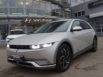 72,6 kwh uniq hud/360°/ehk/bose soundsystem