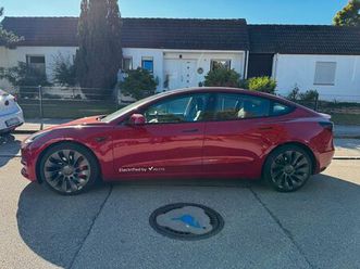 tesla model 3 allradantrieb mit dualmotor performa...