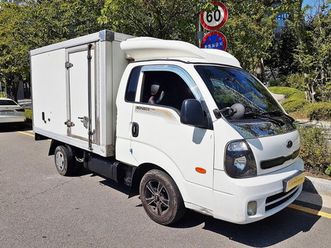 kia k2700 bongo 3 freezer 10,300 eur
