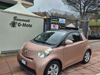 toyota iq 1.0 68cv auomatica gmoto cosenza