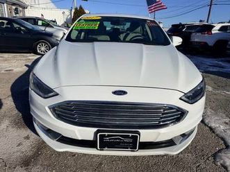 2017 ford fusion se *leather*sunroof*affordable*gas saver