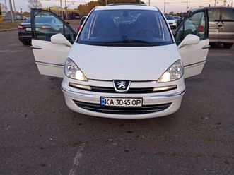 peugeot 807 2011