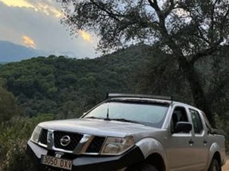 nissan - np300 pick up