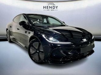 75kwh standard range saloon auto 5dr