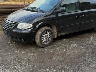chrysler voyager 3.3i, anno 2005, mkf 11.2025