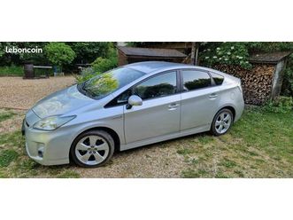 toyota prius 3 hybrid 136 ch