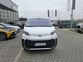 2.0 d-4d panel van active smart cargo multimedia - l2h1