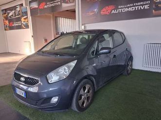 venga 1.4 crdi cool c/t.panoramico,r.vel. s/90cv