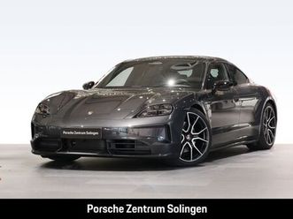 porsche taycan 4 black edition bose sportdesign panorama