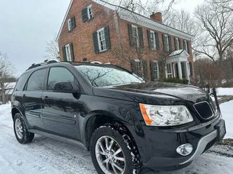 2008 pontiac torrent!!!low 60k miles*awd* excellent condition !
