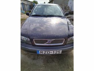volvo v40 1.8
