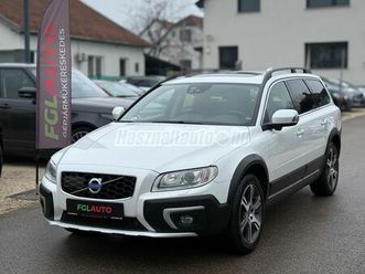 volvo xc70 2.4 d [d5] awd summum geartronic d5 polestar summum. tetőablak. bőr. ülésfűtés. navi