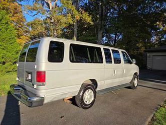 ford e350 15 passenger van