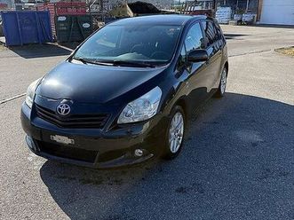 toyota verso 2.2 d-cat