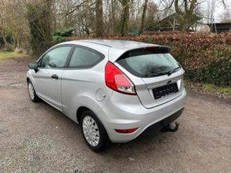 ② ford fiesta 1.6 diesel 70 kw,bj 2013,euro 5,lichte vracht — ford — 2ememain