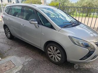 opel zafira tourer ecometano