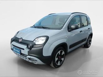 fiat panda 1.0 firefly hybrid city cross s&s 70cv