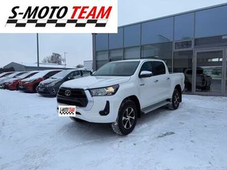 toyota hilux dvostruka kabina automatik, 2024 god.