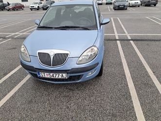 lancia y 1.3 jtd automatik, 2004 god.