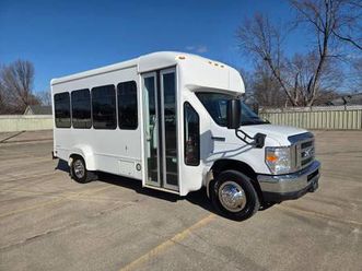 non cdl 2015 ford e-350 shuttle bus