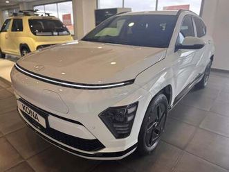 hyundai kona ev 65kwh black line