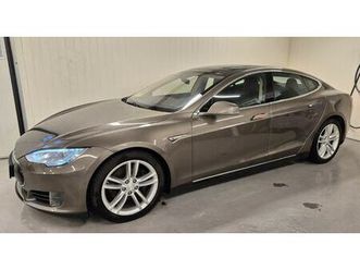 85d/awd/premium connectivity/panorama/ssc/h.link/vinter