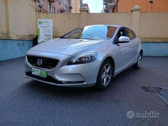 volvo v40 d2 1.6 summum