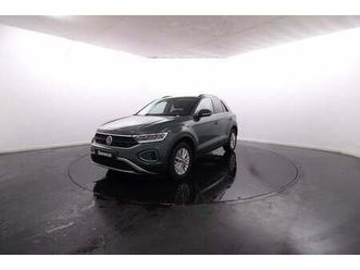 volkswagen t-roc 1.0 tsi life 110cv / vidros escurecidos