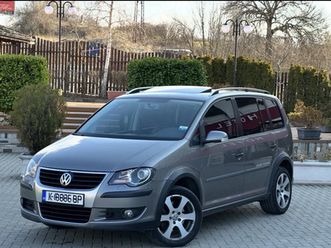 vw touran cross/ dsg 170 7 местен