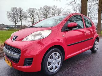 peugeot 107 - 1.0-12v xs * 5deurs * airco * weinig kms * apk nw * beurt nw *