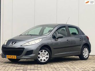 peugeot 207 - 1.4 xr 5 deurs airco