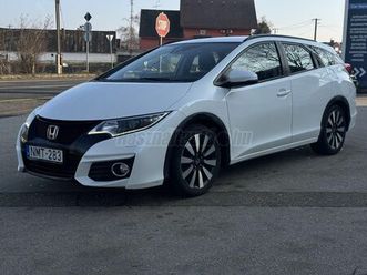 honda civic tourer 1.8 elegance navi (automata) / mo.-i / 1. tul. / valós km / végig vez. szk. / nagyon megkímélt állapotban
