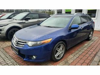 honda accord tourer 2.0 executive legmagasabb felszereltség. digitális szervizkönyv